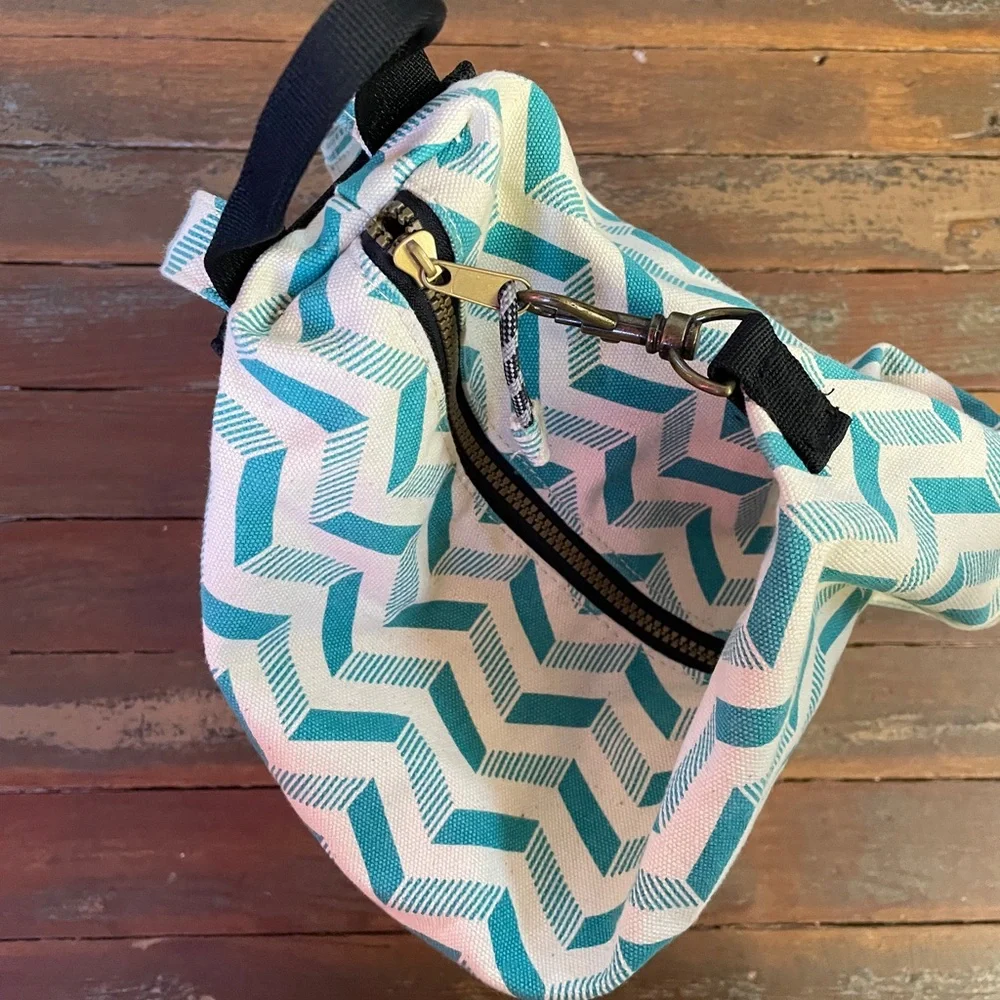 KAVU Free Range Backpack Bucket Style Bag w Pockets, Zippers, Clasps Gorpcore 💛🎀
